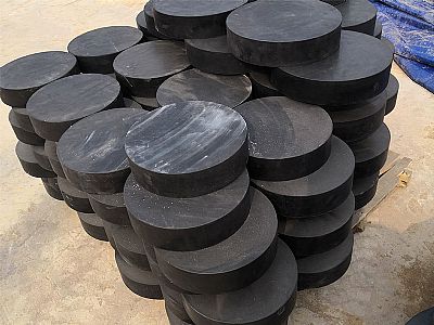 柳北区板式橡胶支座由若干层橡胶片与薄钢板经加压硫化